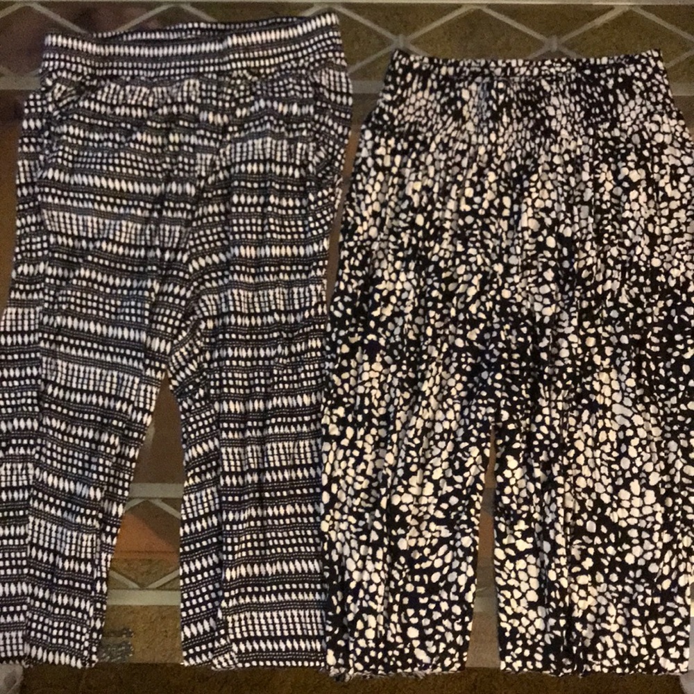 Black and white patterned pants
